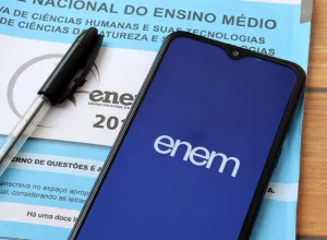 Constituicao-brasileira-no-Enem-veja-como-utilizar0017577500202410051528-8