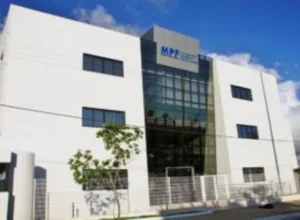 Diretores-do-Hospital-de-Clinicas-nutricionista-e-0017542400202409181739-8